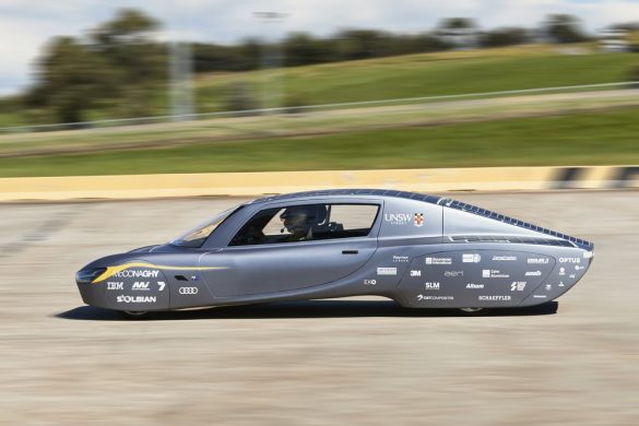 Carro elétrico Sunswift 7 que bateu o recorde mundial